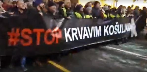 “Vučić je patološki lažov koji uništi sve što dotakne”: Održan protest u Beogradu pod sloganom „Hajde sa se prebrojimo“