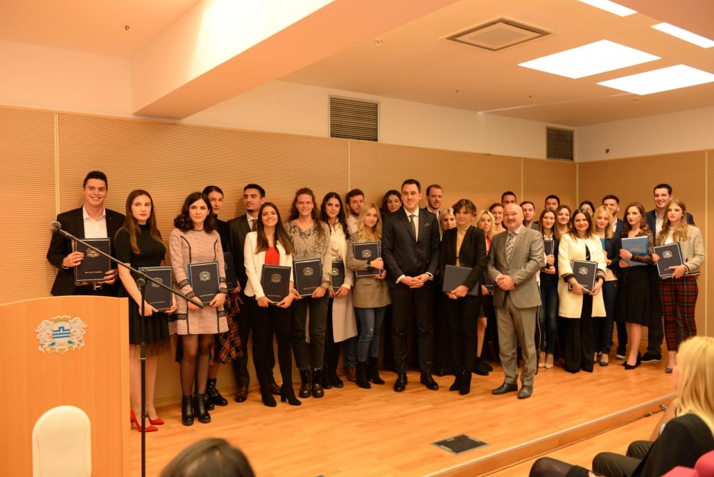 Dodijeljene nagrade najboljim studentima Podgorice za 2018.