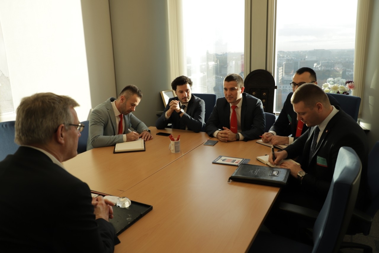 Bečić i Abazović u Briselu podržali DF: Odmah zaustaviti progon opozicionih lidera i poslanika