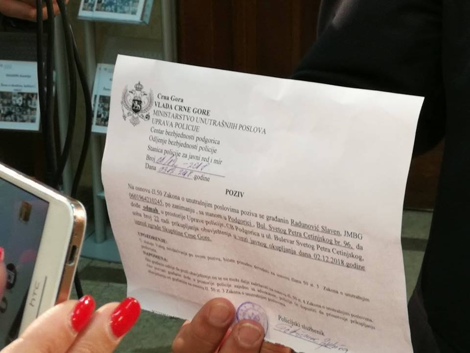 Slaven Radunović pozvan u policiju zbog okupljanja ispred Parlamenta