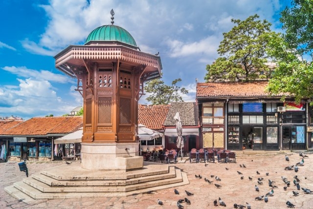 Sarajevo obara rekorde: Baščaršijom prošetalo 573.227 turista