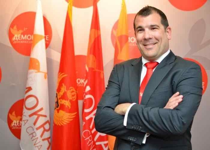 Krapović podnio ostavku, poručuje da funkcije nijesu najvažnije
