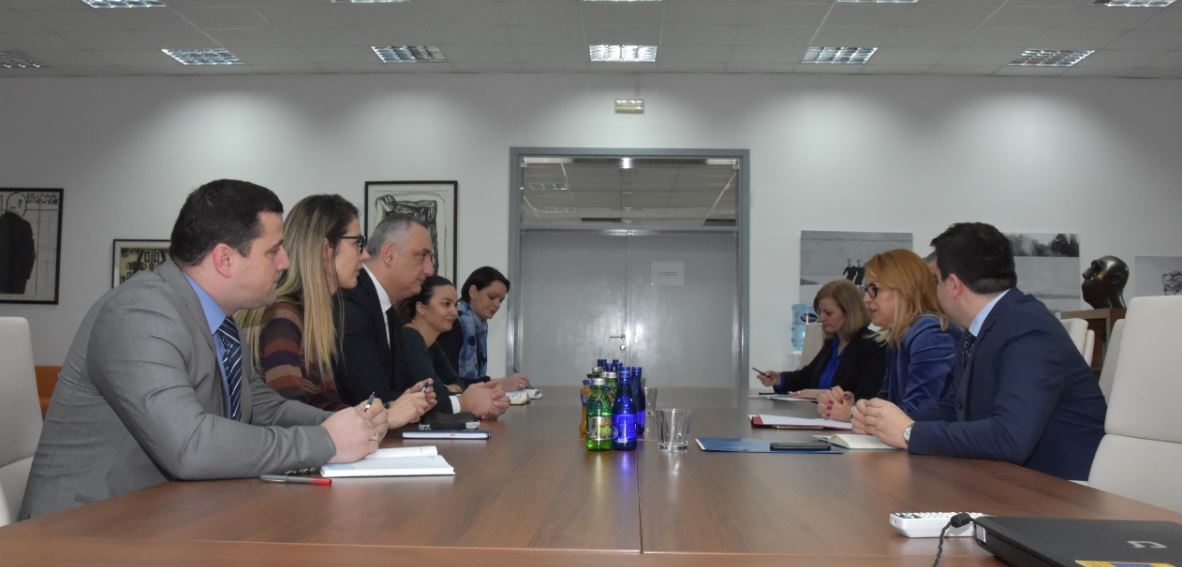 Pribilović sa Nikolićem: Digitalizacija važan segment u evropskoj agendi