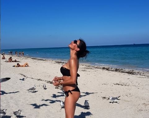 Bojana Rajić pokazala zavidnu figuru a rodila je dvoje djece