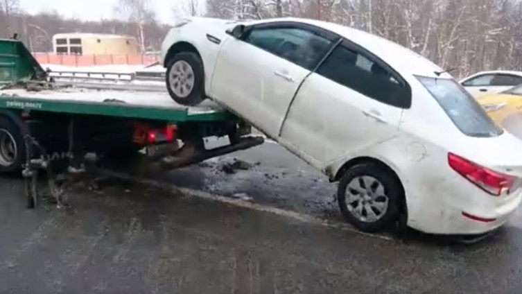 Vozač se bunio zbog intervencije “pauka” pa sjeo u automobil i pobjegao