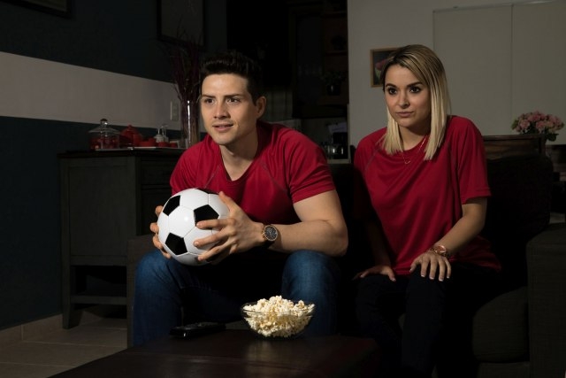 Evo šta je muškarcima važnije, fudbal ili vođenje ljubavi?