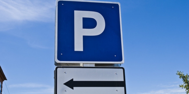 Kafane uzurpiraju parking prostor u Podgorici