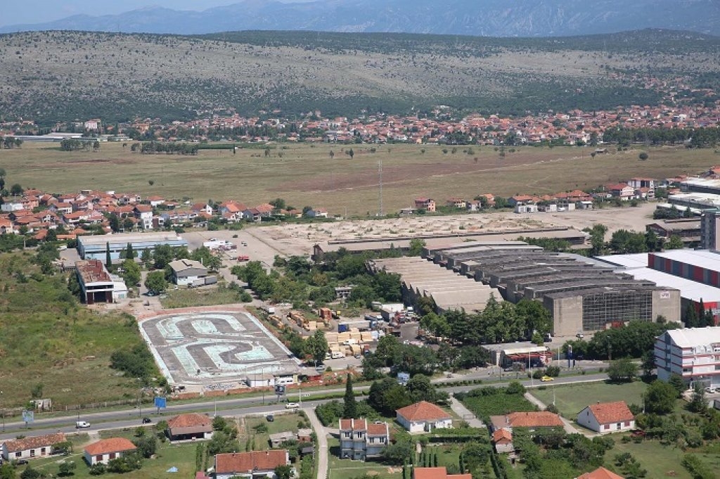 Otkazana prodaja hala Voliju i Lojal kompaniji