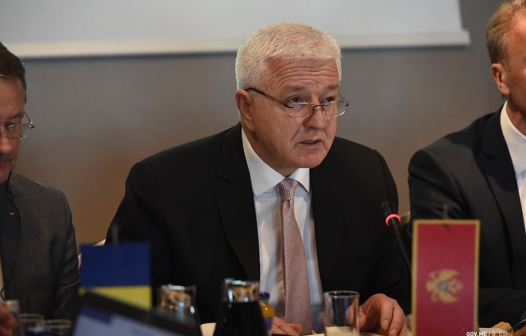 Marković sa ambasadorima EU: Prekid bojkota važan, dijalog se može voditi samo u parlamentu