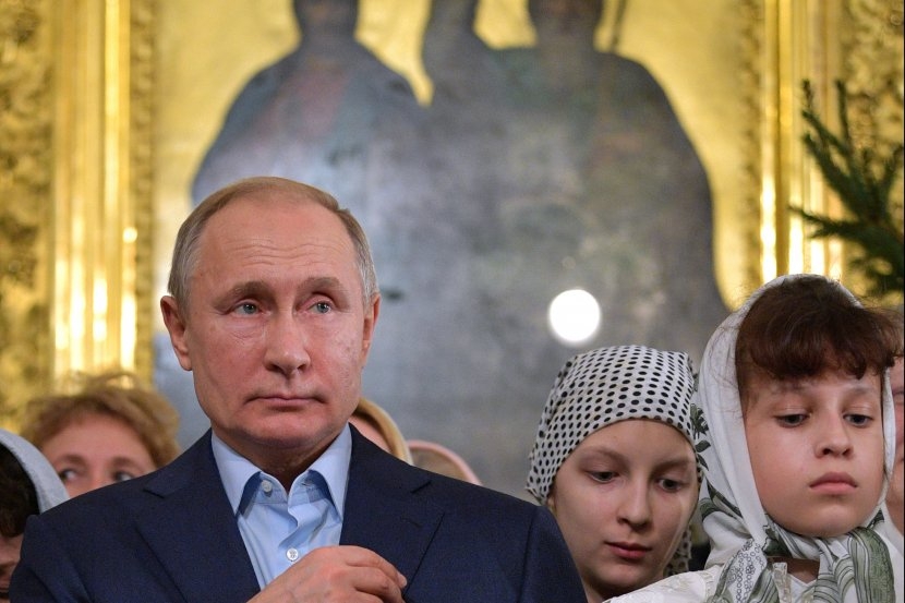 Putin za Božić u Sankt Peterburgu, Medvedev u Moskvi