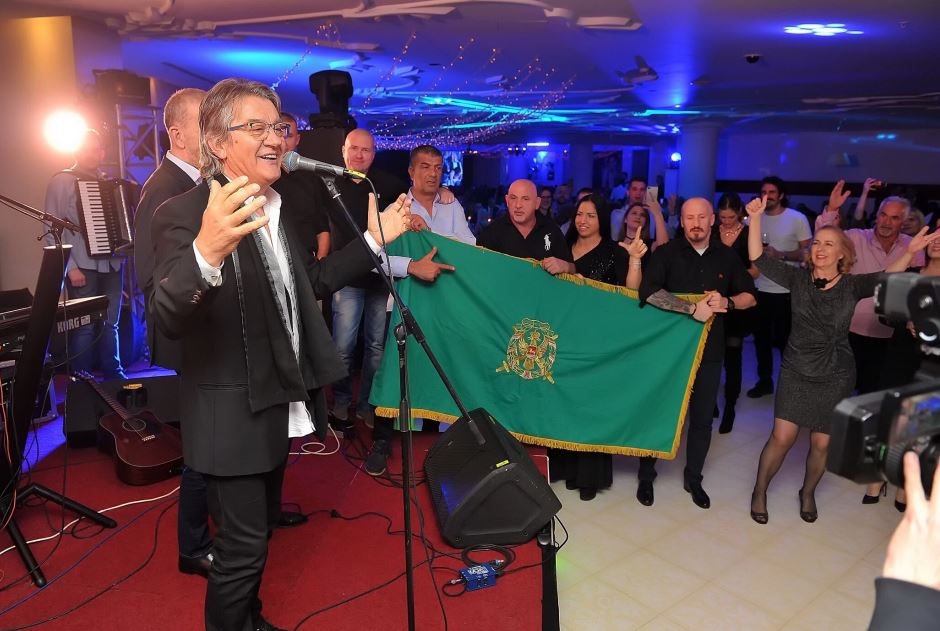 VIDEO: SLOBODAN KOVAČEVIĆ predstavio navijačku himnu “Daj go” za fudbalsku reprezentaciju Crne Gore