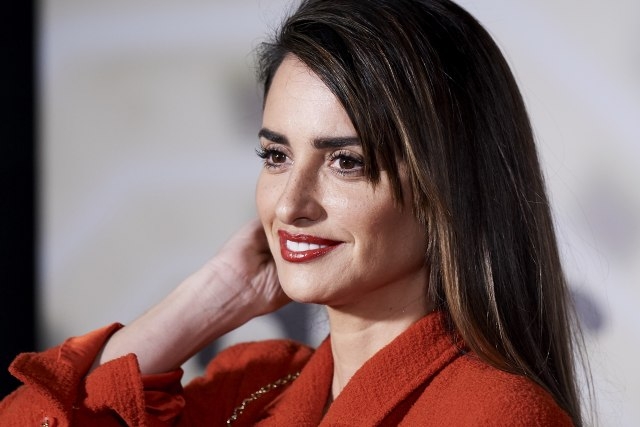 Poznata glumica je Šanelova muza i teško da ćete moći da odvojite pogled sa nje