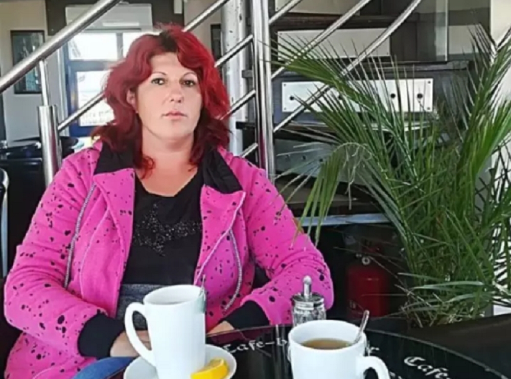 Komšije otkrile jezivu priču: Marina Bečanović zlostavljala sve ljubavnike, lomila im prste, palila ih i pucala na njih
