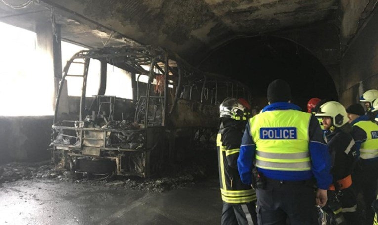Učenici opisali dramu koja se dogodila u Švajcarskoj, autobus gorio u vožnji