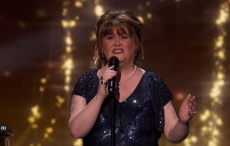 SUZAN BOJL: Bila je obična domaćica, živjela je sa MAČKOM, a sada se VRATILA na scenu