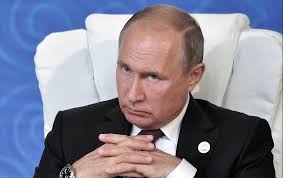 Na Bogojavljenje: Putin i ove godine zaronio u ledenu vodu