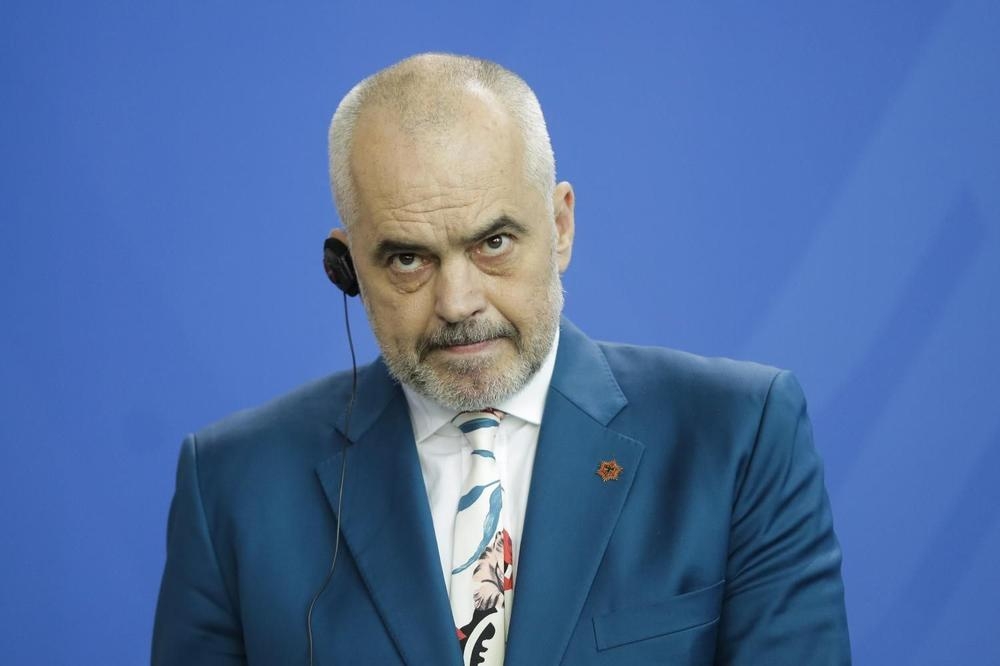 Edi Rama umjetnik, izložba radova u galeriji u Berlinu