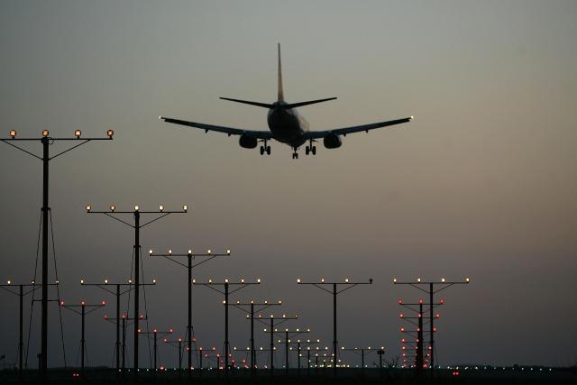 Ukrajina: Avion skliznuo s piste u Lavovu, odloženi letovi