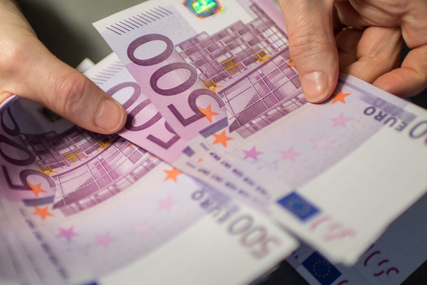 Fond PIO i dalje u deficitu, novac za penzije se nadomješta iz državne kase