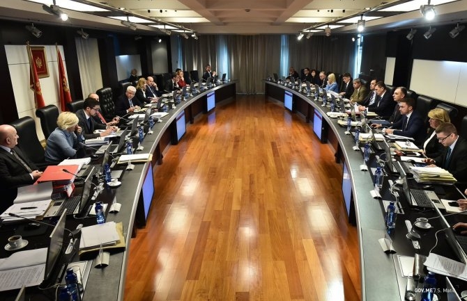 Vlada: Događaji vezani za Atlas banku i IBM neće ugroziti finansijski sistem Crne Gore