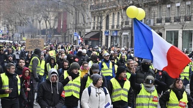 “Reporteri bez granica” osudili napade “Žutih prsluka” na novinare