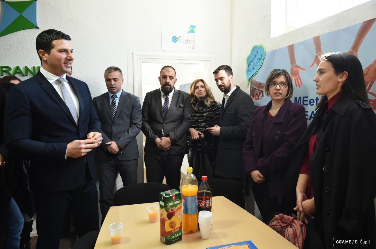Otvoren rekonstruisani Omladinski klub u Beranama