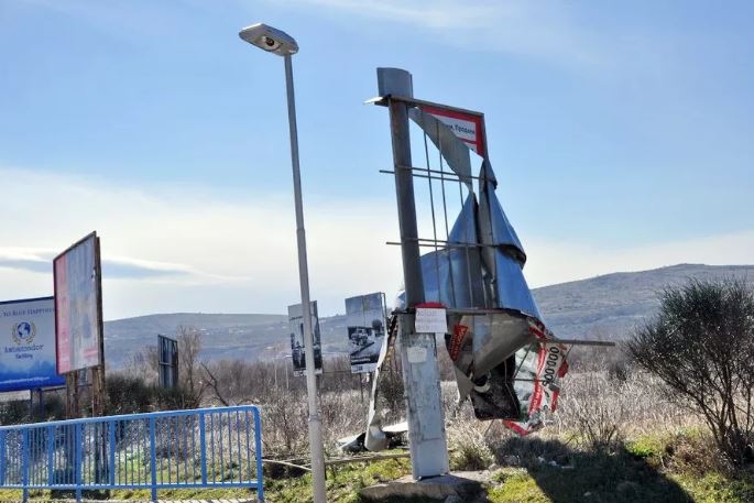 Orkanski udari bure stvorili probleme u Tivtu i Kotoru
