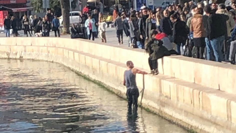 (VIDEO) Vaterpolisti Zvezde napadnuti u Splitu, Crnogorac skočio u more kako bi se spasio