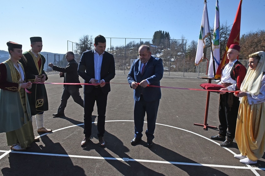 Petnjica: Svečno otvoreni prvi sportski tereni