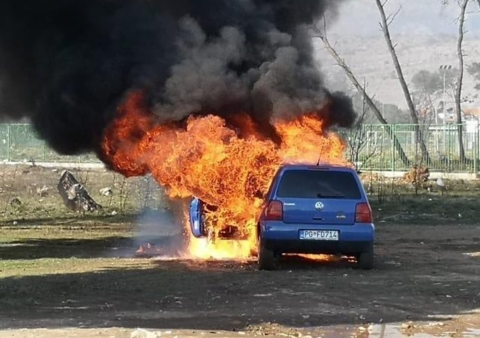 U naselju Murtovina izgorio automobil