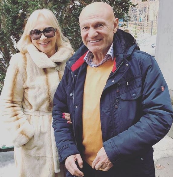 IMALA JE 16,5 GODINA KADA JU JE UPOZNAO: Šaban Šaulić htio je da skoči u Savu zbog svoje Goce