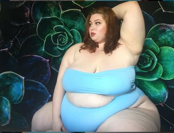 Ima 25 godina, 210 kilograma i ZARAĐUJE BOGASTVO: Plaćaju joj da radi OVO