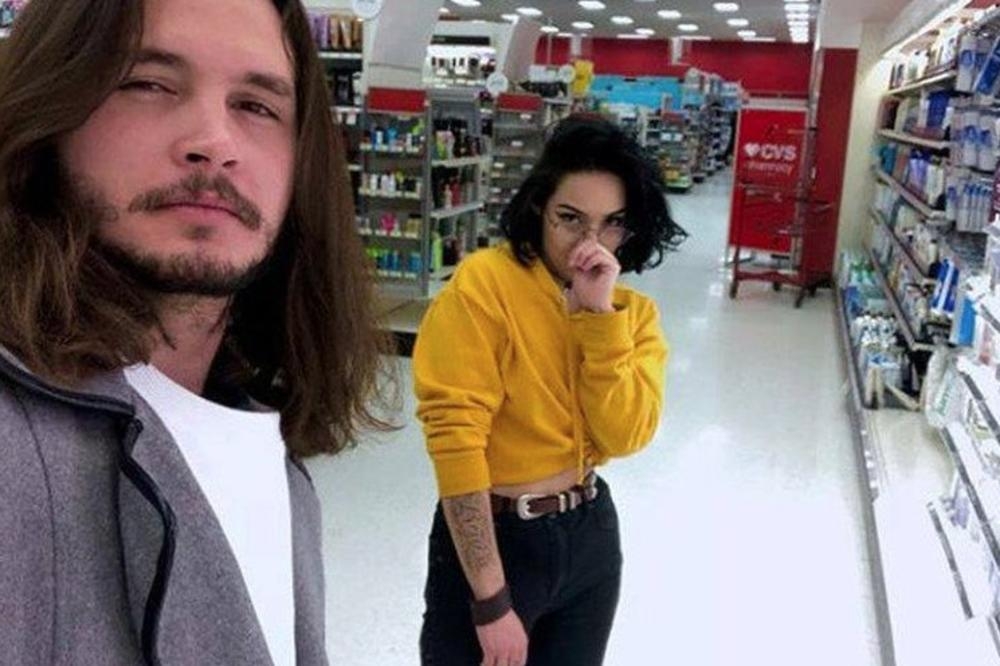 Objavila selfi pa nakon toga pronađena MRTVA U KOFERU