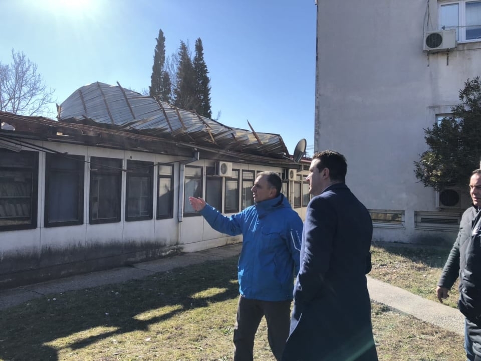 Hrapović posjetio Infektivnu klinku, jak vjetar odnio dio krova