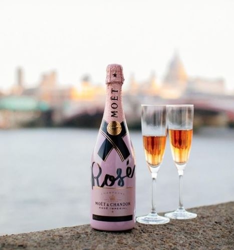 Moet& Chandon predstavio limited edition kolekciju za zaljubljene