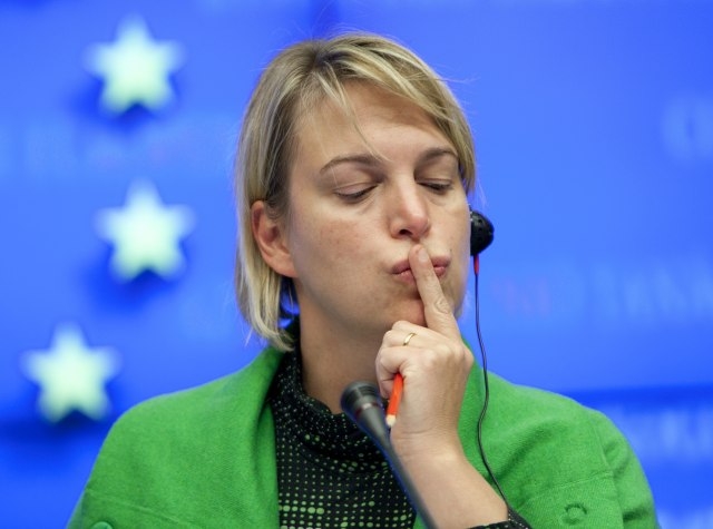 Ministarka odlazi zbog komentara o protestima?