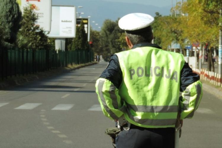U protekloj godini dozvolu za dodatni rad dobilo 19 policajaca
