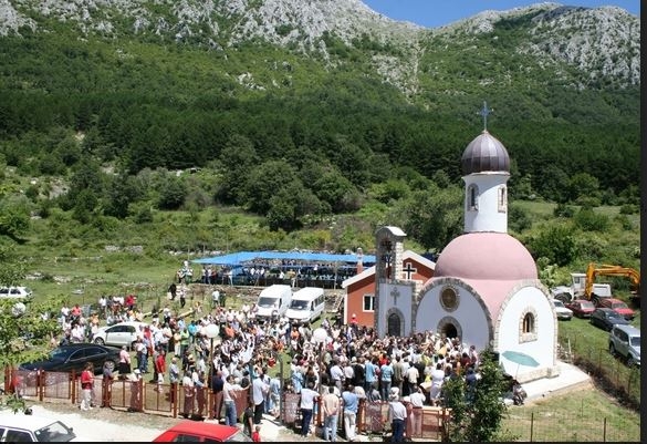 Dolaze iz Srbije, Bosne pa čak i Rusije: SPC u Crnoj Gori ima oko 1.200 stranaca među svojim sveštenim licima