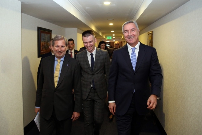Đukanović razgovarao sa Hanom: Sadašnje stanje ne potresa Crnu Goru