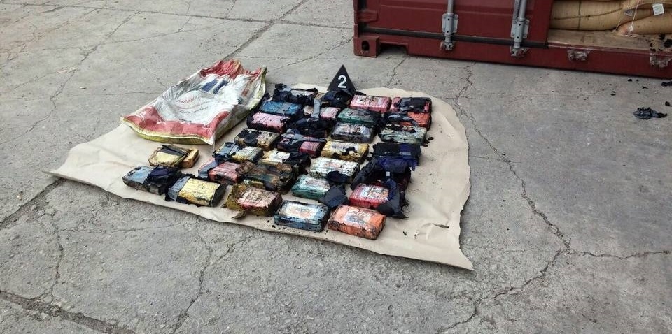 Zaplijenjenih 31,5 kilograma kokaina u Crnu Goru stiglo iz Sicilije