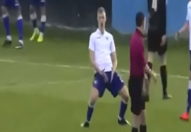 (VIDEO) Fudbaler Hajduka imitirao Simeonea i Ronalda – dobio crveni