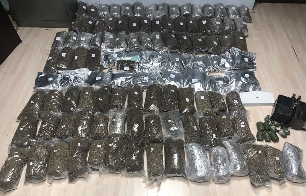 U Kragujevcu zaplijenjeno 100 kilograma droge i deset bombi