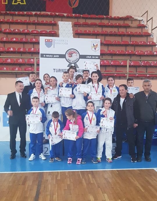 Veliki uspjeh džudo kluba “Dečić”: Na međunarodnom turniru “Majka Tereza” osvojili 19 medalja
