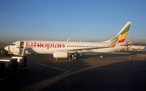 Srušio se avion “boing 737” na letu ka Najrobiju, poginulo svih 157 putnika i članova posade
