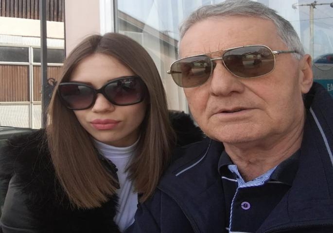 Oglasio se otac Milijane (21) koja se udaje 53 godine starijeg čovjeka: “Ja ne postojim od kako je ona sa njim”