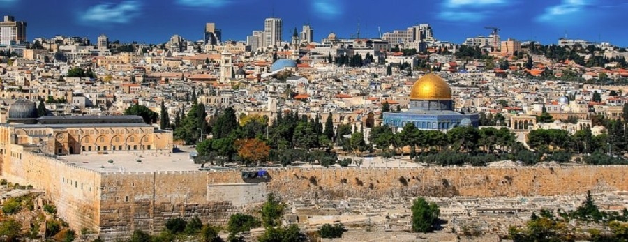 Zakleo se da će čuvati svetilišta u Jerusalimu