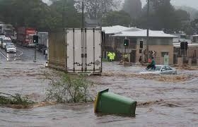Poplave pogodile Iran, 17 mrtvih, 74 povrijeđeno