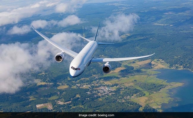 Boing 787-900 prinudno sletio zbog dima u kokpitu