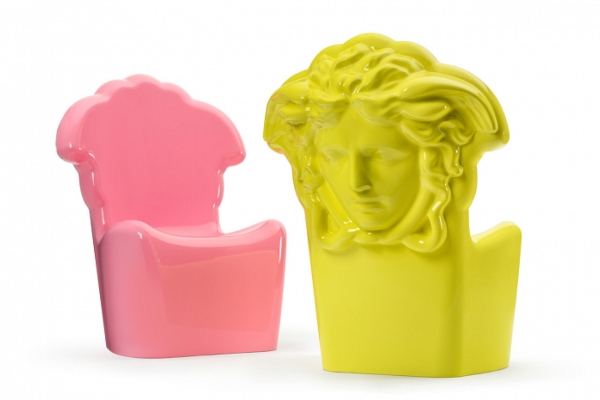 Pop Medusa stolice brenda Versace
