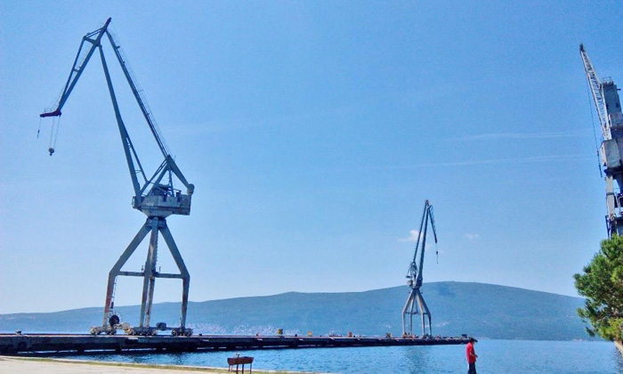 U toku transport oko 6.000 kubika grita i kontaminirane zemlje iz Porto Montenegra u Bijelu
